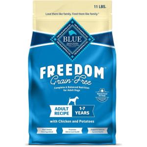 Blue Buffalo Freedom Grain-Free Dry Dog Food, Complete & Balanced Nutrition for Adult Dogs, Made in the USA With Natural Ingredients, Chicken & Potatoes, 24-lb Bag(Chicken)