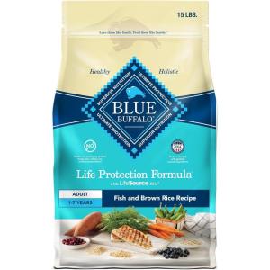Blue Buffalo Life Protection Formula Adult Dry Dog Food, Helps Build and Maintain Strong Muscles, Made with Natural Ingredients, Chicken & Brown Rice Recipe, 5-lb. Bag(Fish & Brown Rice)