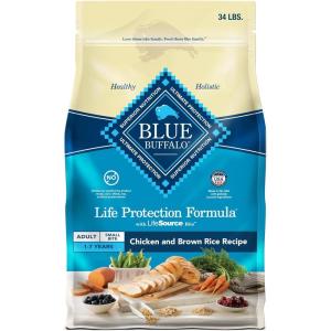 Blue Buffalo Life Protection Formula Adult Small Bite Dry Dog Food, Helps Build and Maintain Strong Muscles, Made with Natural Ingredients, Chicken & Brown Rice Recipe, 15-lb. Bag(34 Pound (Pack of 1))