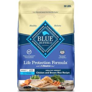 Blue Buffalo Life Protection Formula Healthy Weight Large Breed Adult Dry Dog Food for Weight Control, Made with Natural Ingredients, Chicken & Brown Rice Recipe, 30-lb Bag(Chicken & Brown Rice)