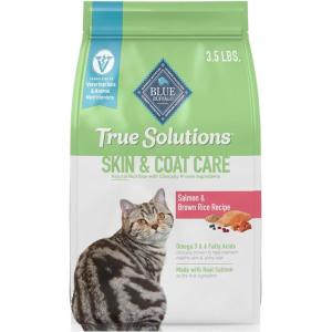 Blue Buffalo True Solutions Skin & Coat Care Natural Dry Cat Food for Adult Cats, Salmon, 3.5-lb. Bag(Salmon)