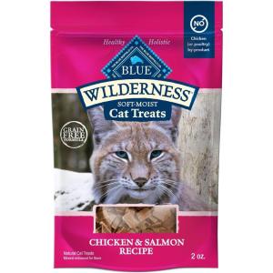 Blue Buffalo Wilderness Grain Free Soft-Moist Chicken & Salmon Cat Treats, 2-oz. Bag(Chicken & Salmon)