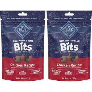 Blue Buffalo Red White & Blue Bits Soft-Moist Dog Treats for Training, Chicken, 4.5-oz Bag (Pack of 2)(4.5 Ounce (Pack of 2))